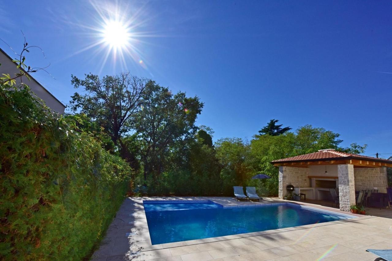 Apartments House Anna For Max 13 Persons In Porec, Pet Friendly Exterior foto